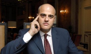 La nomina di Claudio Descalzi ad Amministratore Delegato Eni.